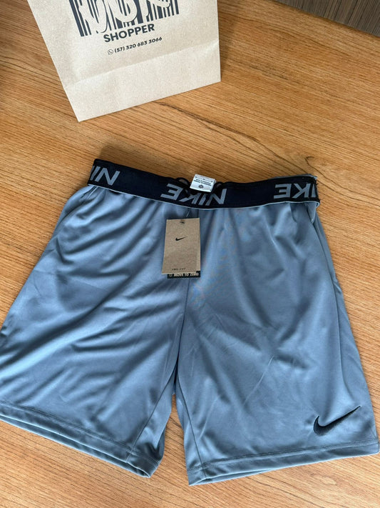 Pantaloneta Deportiva Nike - Hombre