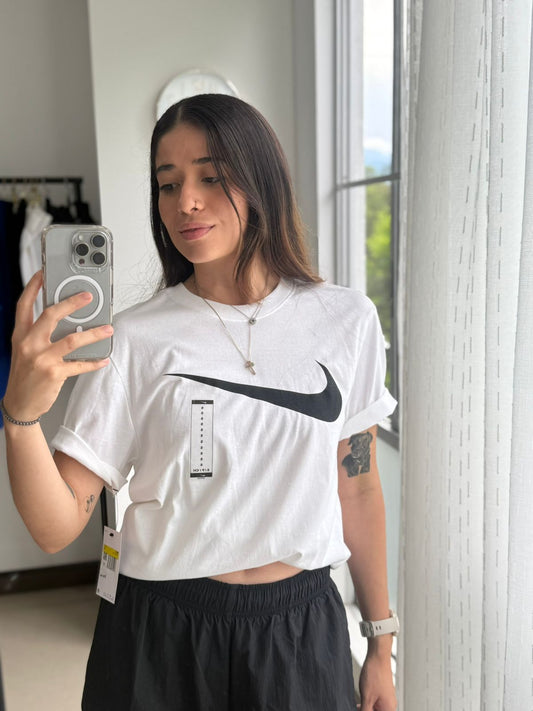 Camiseta Casual Clásica Nike